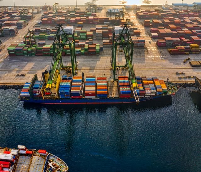 Import and export cargo handling